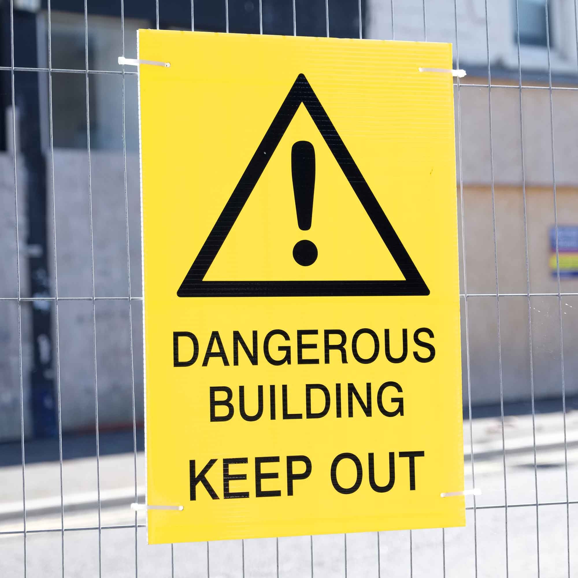 Build keep. Фон майнкрафт reallyworld spawn. Build keep. Креативная реклама lego. Build keep.